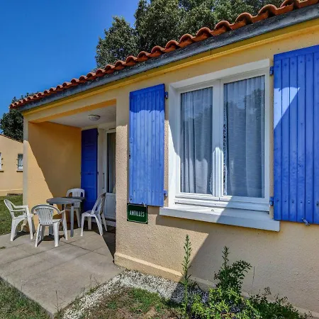Comfy Holiday In Saint-savinien With Sauna Vakantiehuis Saint-Savinien